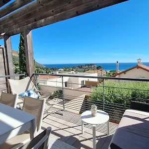 https://cassis-le-grand-bleu-triplex-vue-mer-port-plage-10mn-a-pieds.fr-provencehotel.com