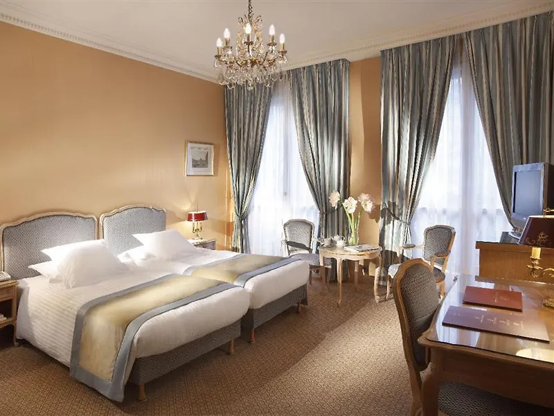 ****  Hotel Splendid Etoile à Paris France