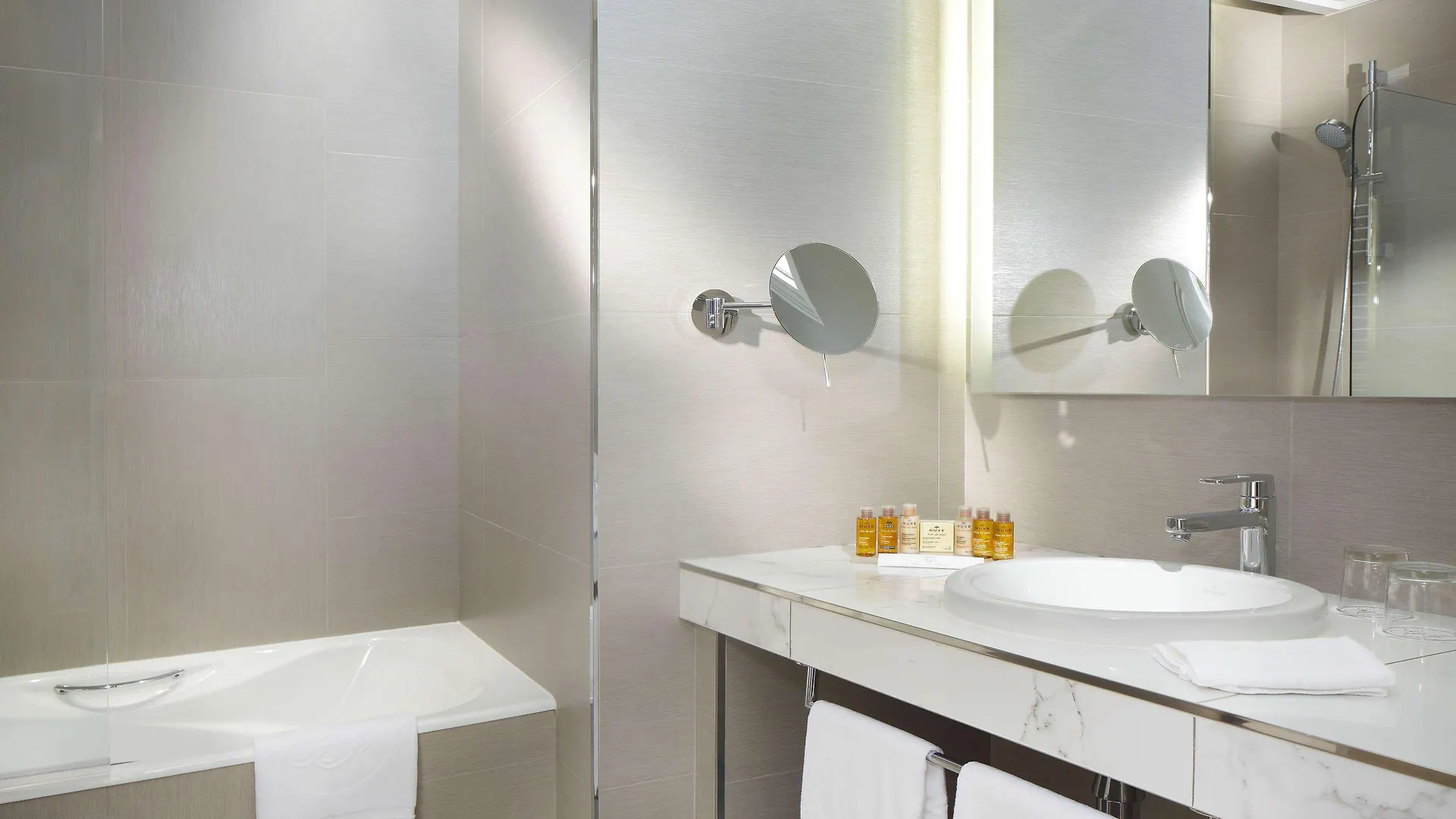 Hotel Splendid Etoile Parigi 4*,  Francia